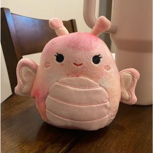 [SOLD]4inch butterfly squishmallow